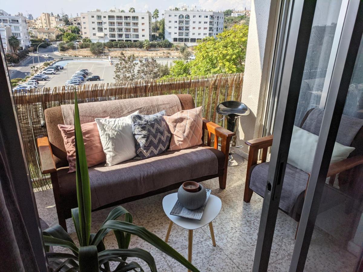 Fantastic 1 Bed Apartment By The Sea Opposite 4 Seasons Limisso Esterno foto