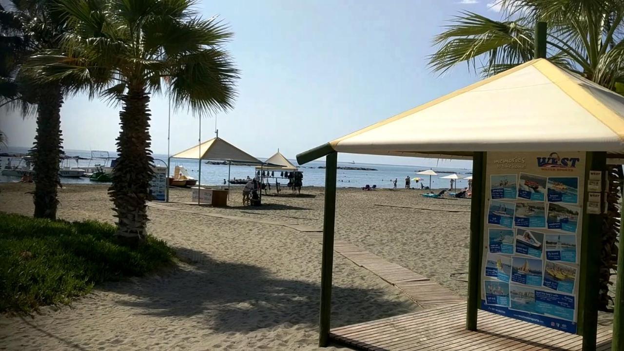 Fantastic 1 Bed Apartment By The Sea Opposite 4 Seasons Limisso Esterno foto